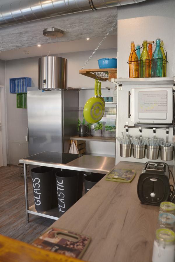 Do Step Inn Central - Self-Service-Hostel Viena Exterior foto